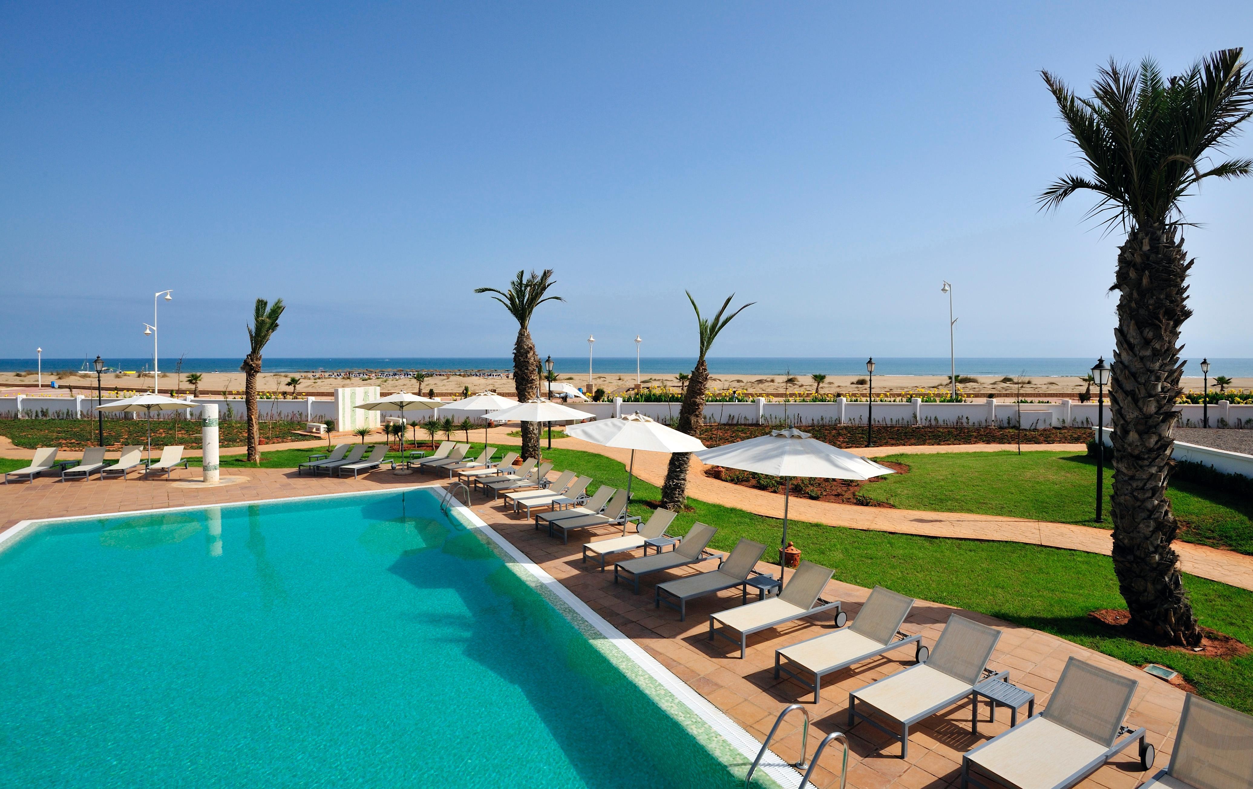 Отель Iberostar Waves Саидия Экстерьер фото View of the beach from the hotel