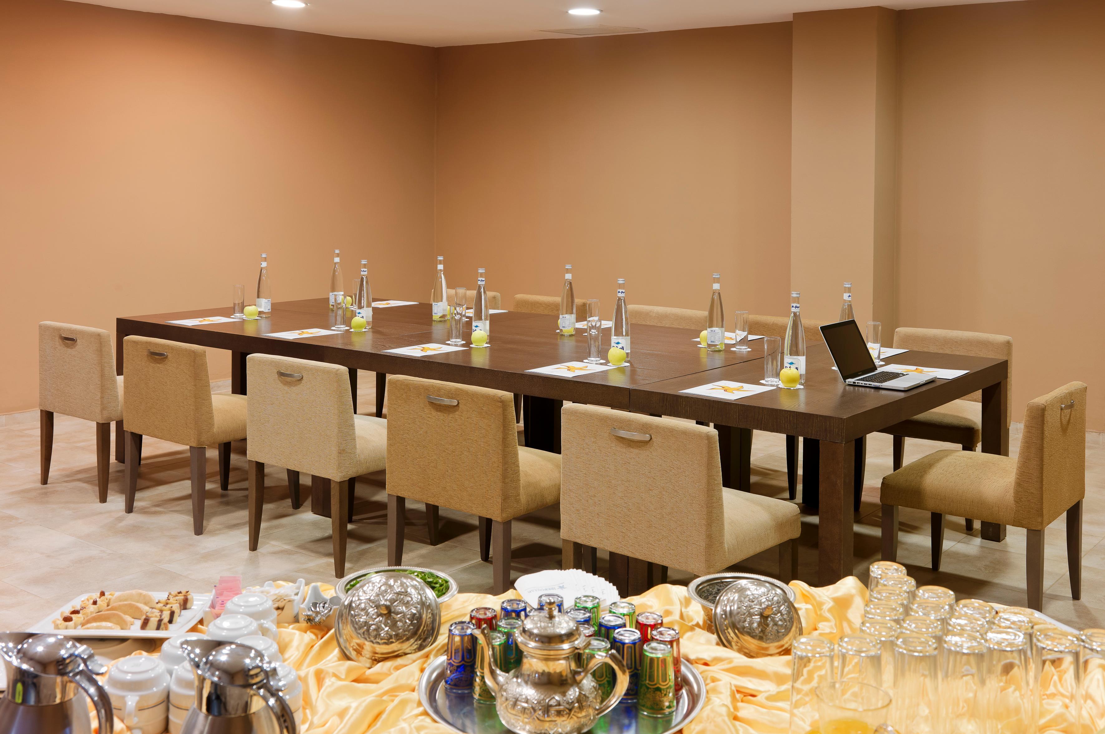 Отель Iberostar Waves Саидия Экстерьер фото Meeting room