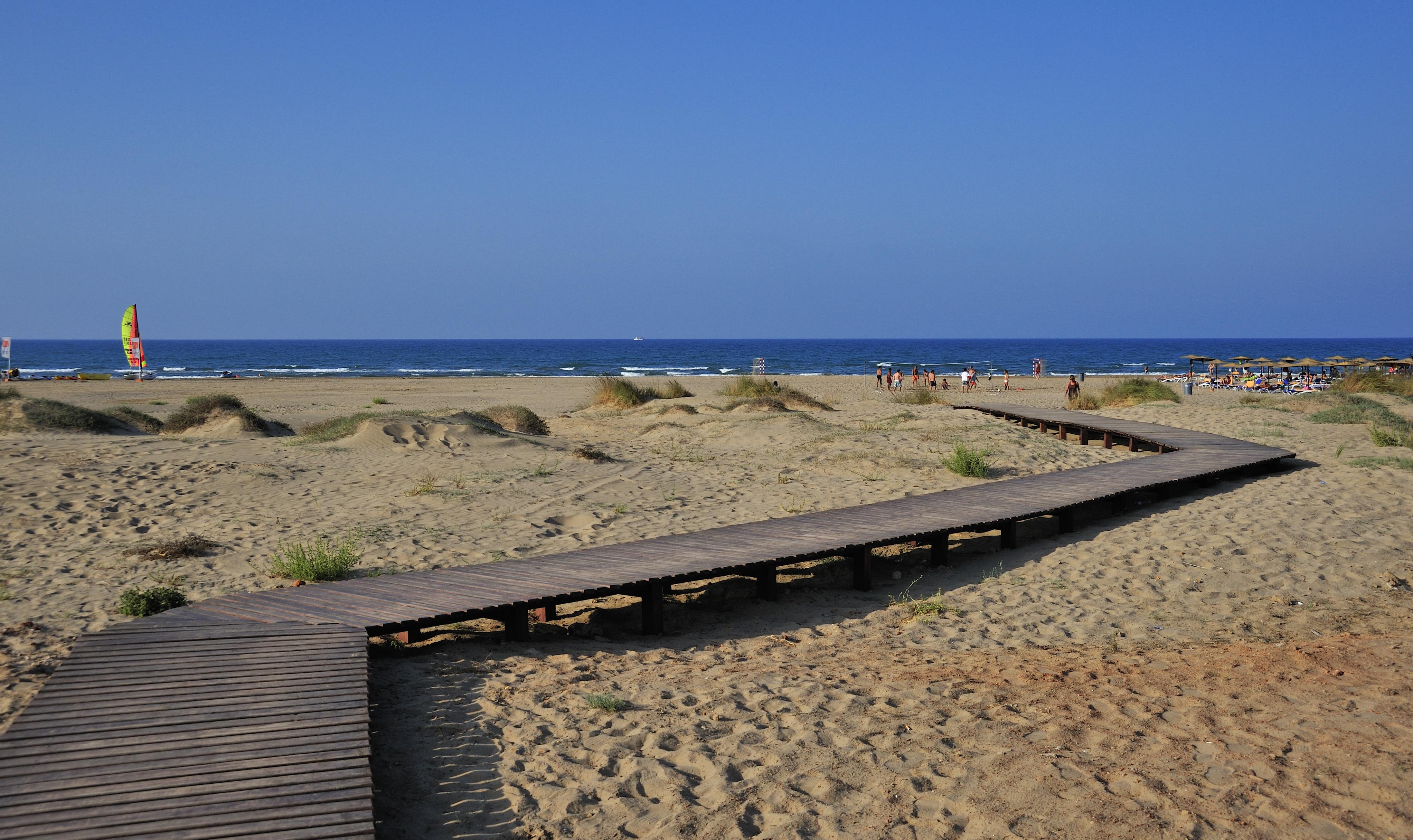 Отель Iberostar Waves Саидия Экстерьер фото Playa de Sabinillas