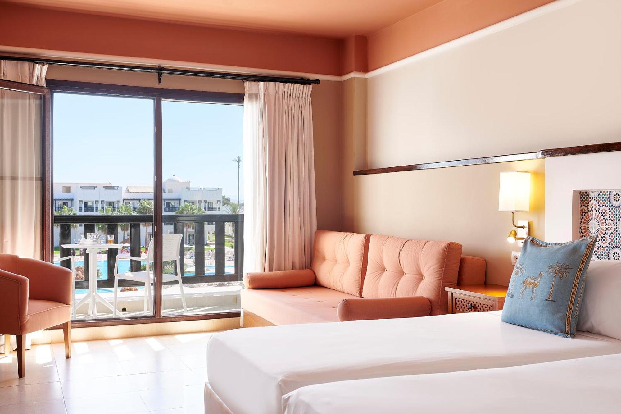 Отель Iberostar Waves Саидия Экстерьер фото