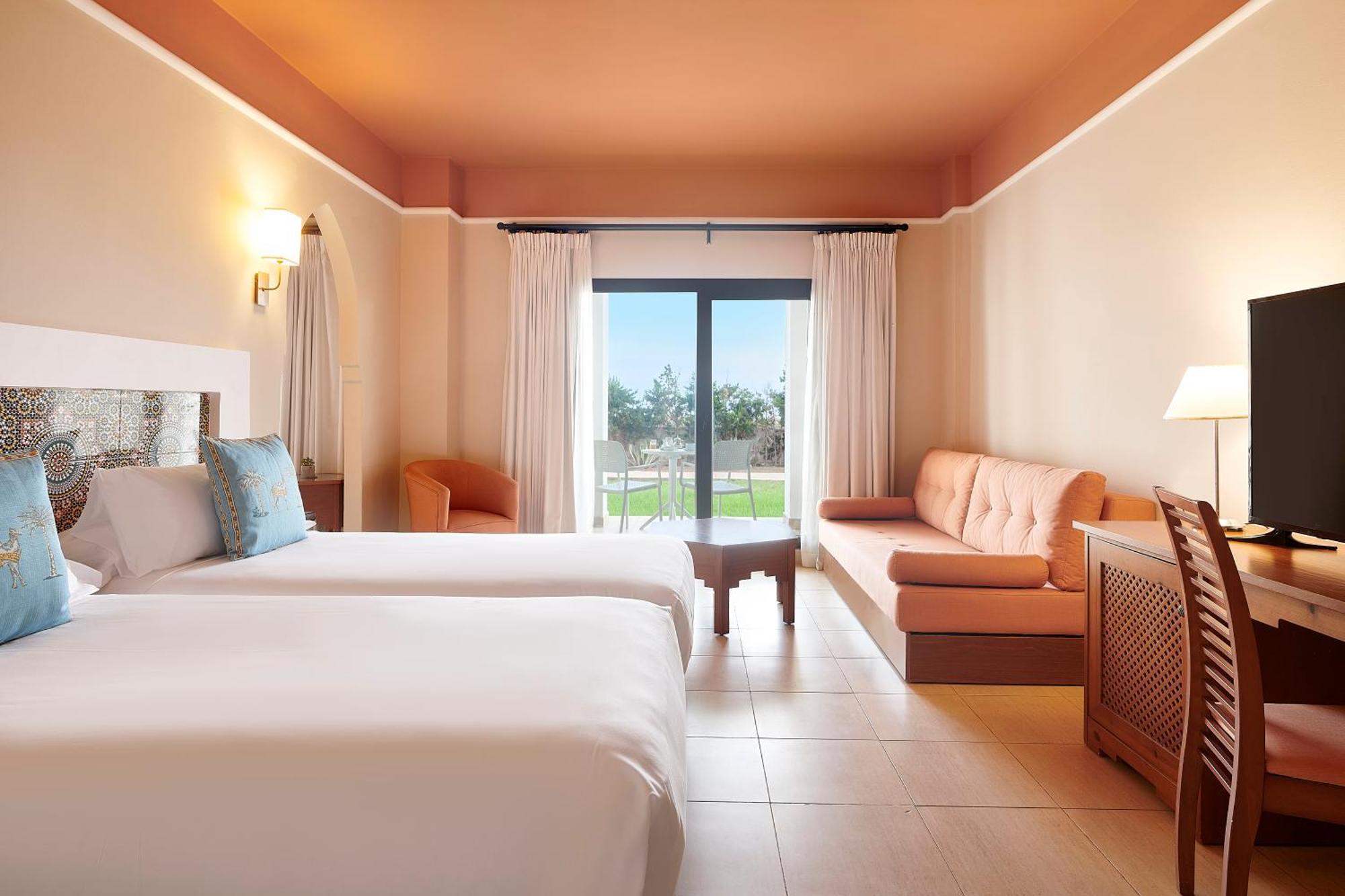 Отель Iberostar Waves Саидия Экстерьер фото